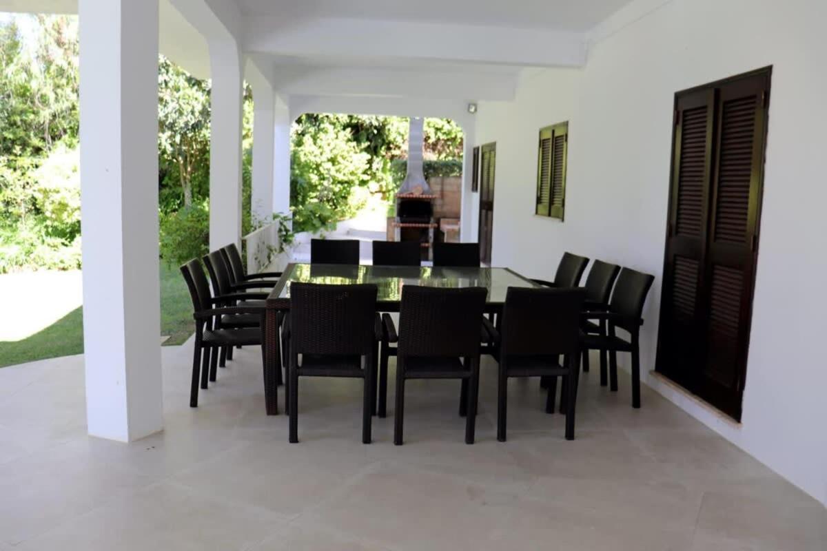 Villa Hibiscus, Great Location In Vilamoura, Lush Green Lawns And Garden Quarteira Exterior photo